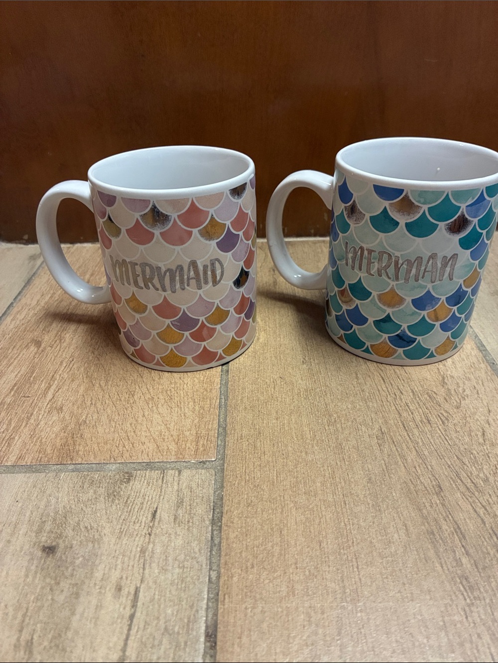 American Atelier set of 2 Mermaid/Merman Scale Ceramic Mugs